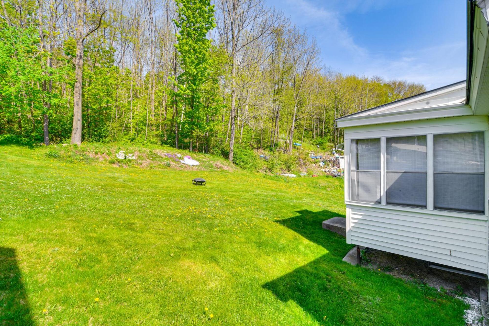 فيلا Cozy Berlin Getaway Near Hiking And Atv Trails! غورهام المظهر الخارجي الصورة